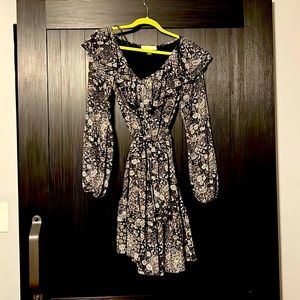 Black & White Michael Kors Dress (Medium)